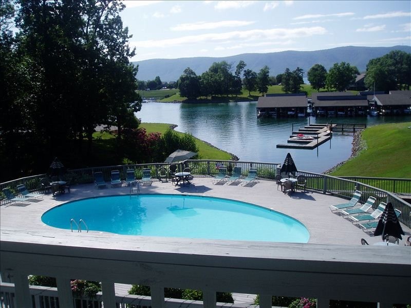pool2 pool2